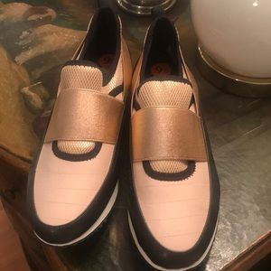 Steve Madden Tennis Shoe